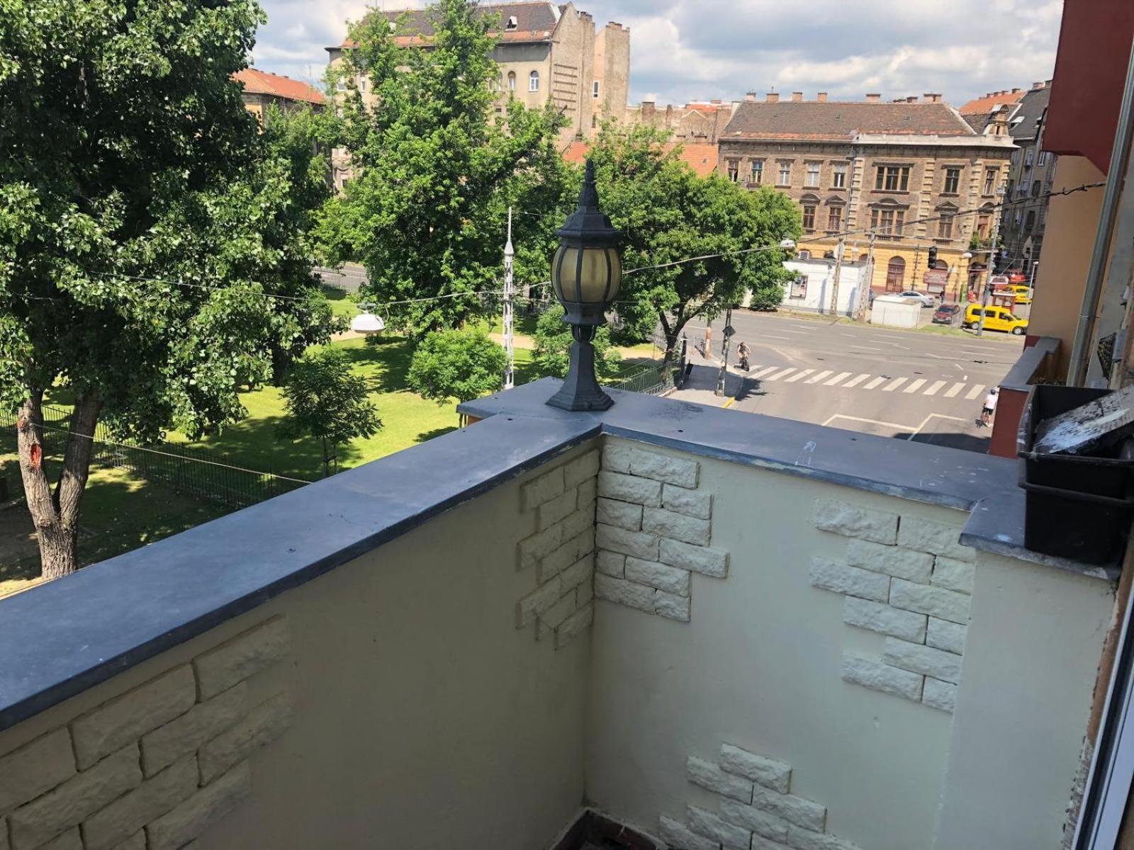 Kalvaria With Balcony, Free Parking And Ac Budapest Exterior foto